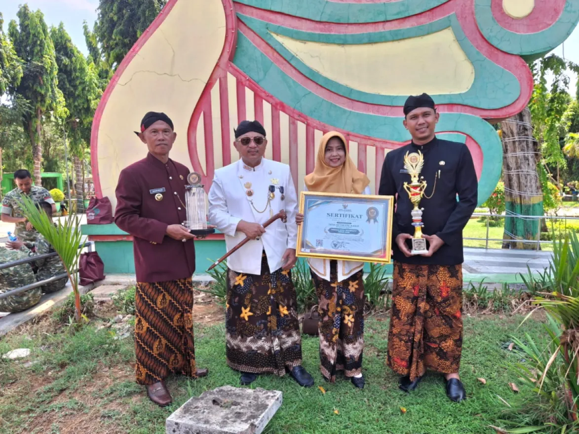 Desa Ketawang Karay Raih Anugerah Keterbukaan Informasi Publik di Puncak Hari Jadi Sumenep ke-757